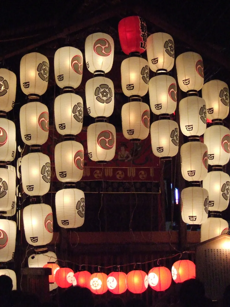 Lanterns stacked on the Minami Kannonyama float on a yoiyama evening