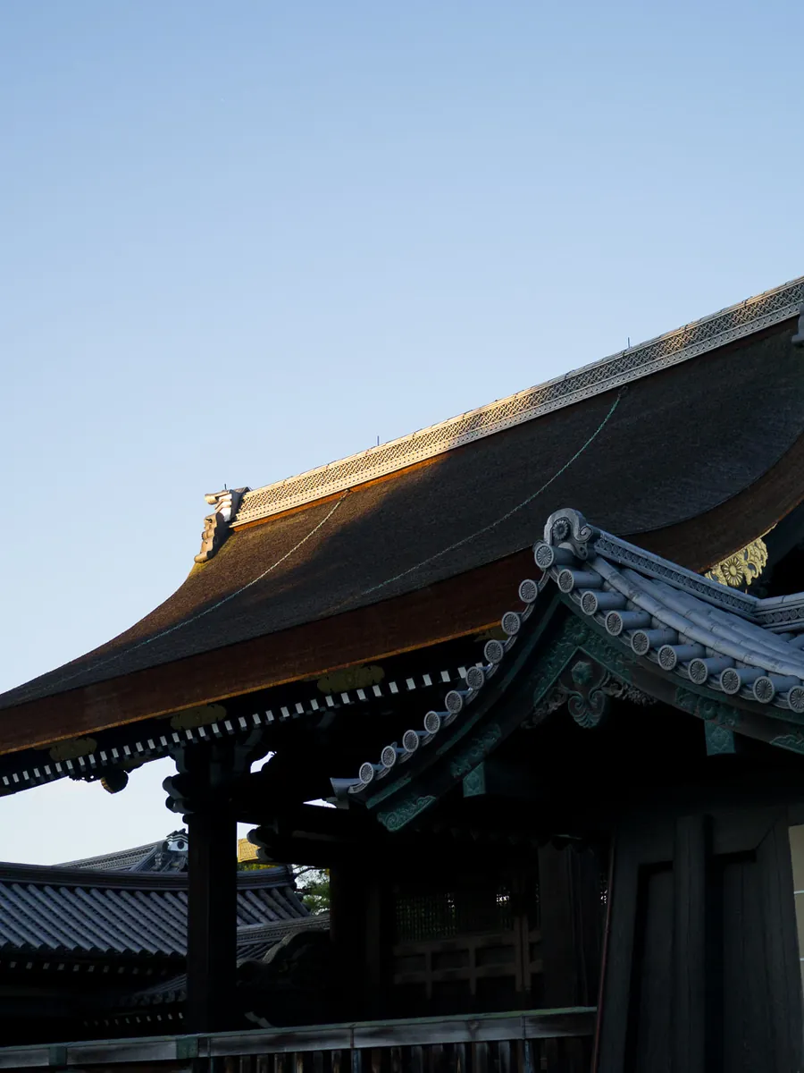 The roof of Kenreimon Gate at the Kyoto Imperial Palace