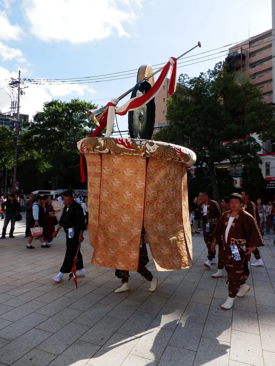 The kasaboko parasol float of Kagomachi at Nagasaki Kunchi
